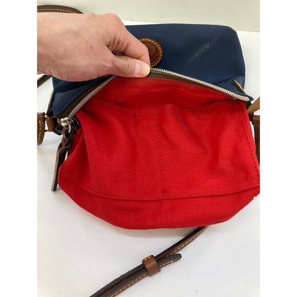 DOONEY & BOURKE SMALL NAVY CANVAS CROSSBODY BAG (ASIS) - Picture 13 of 15